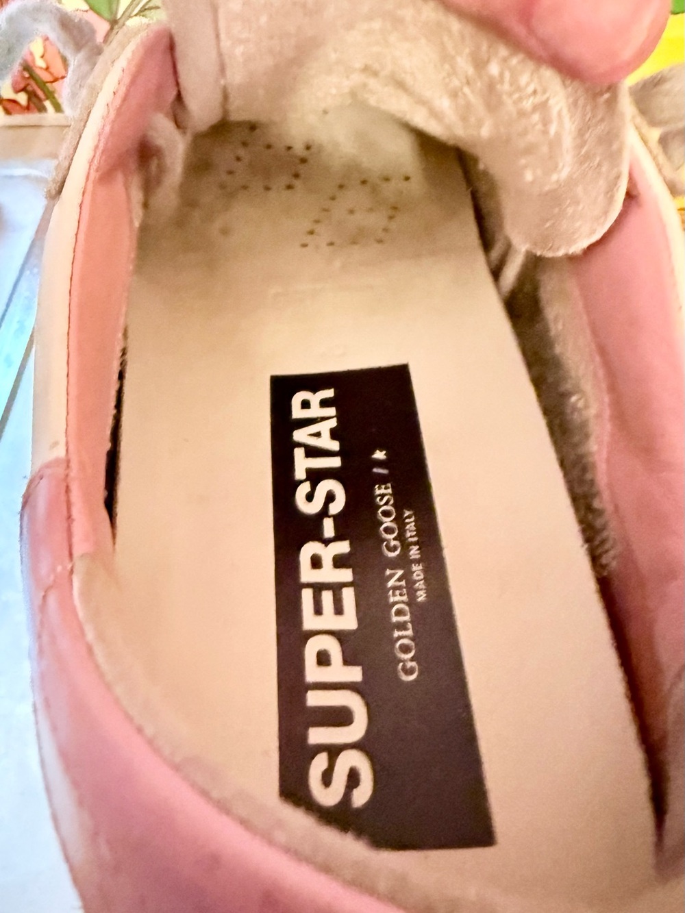 Golden Goose women’s superstar White and Pink Low-Top Sneakers with Gray Star - Picture 8 of 13